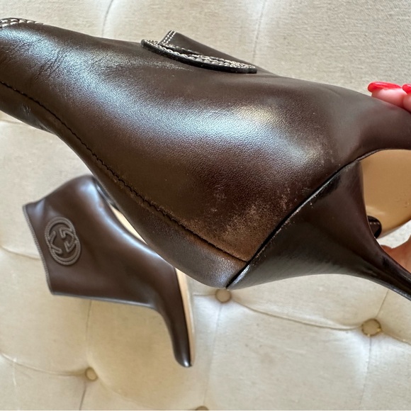 ✨ Gucci Brown Leather Heeled Booties✨ - Picture 5 of 9